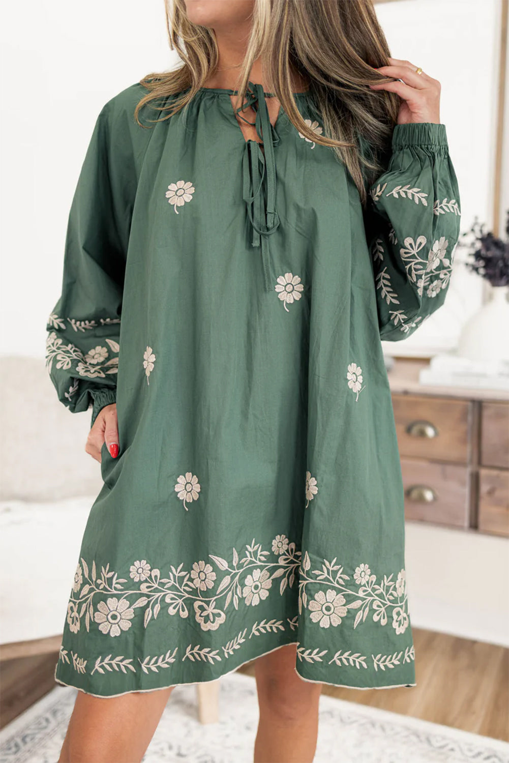 Boho Floral Tie Neck Puff Sleeve Shift Dress